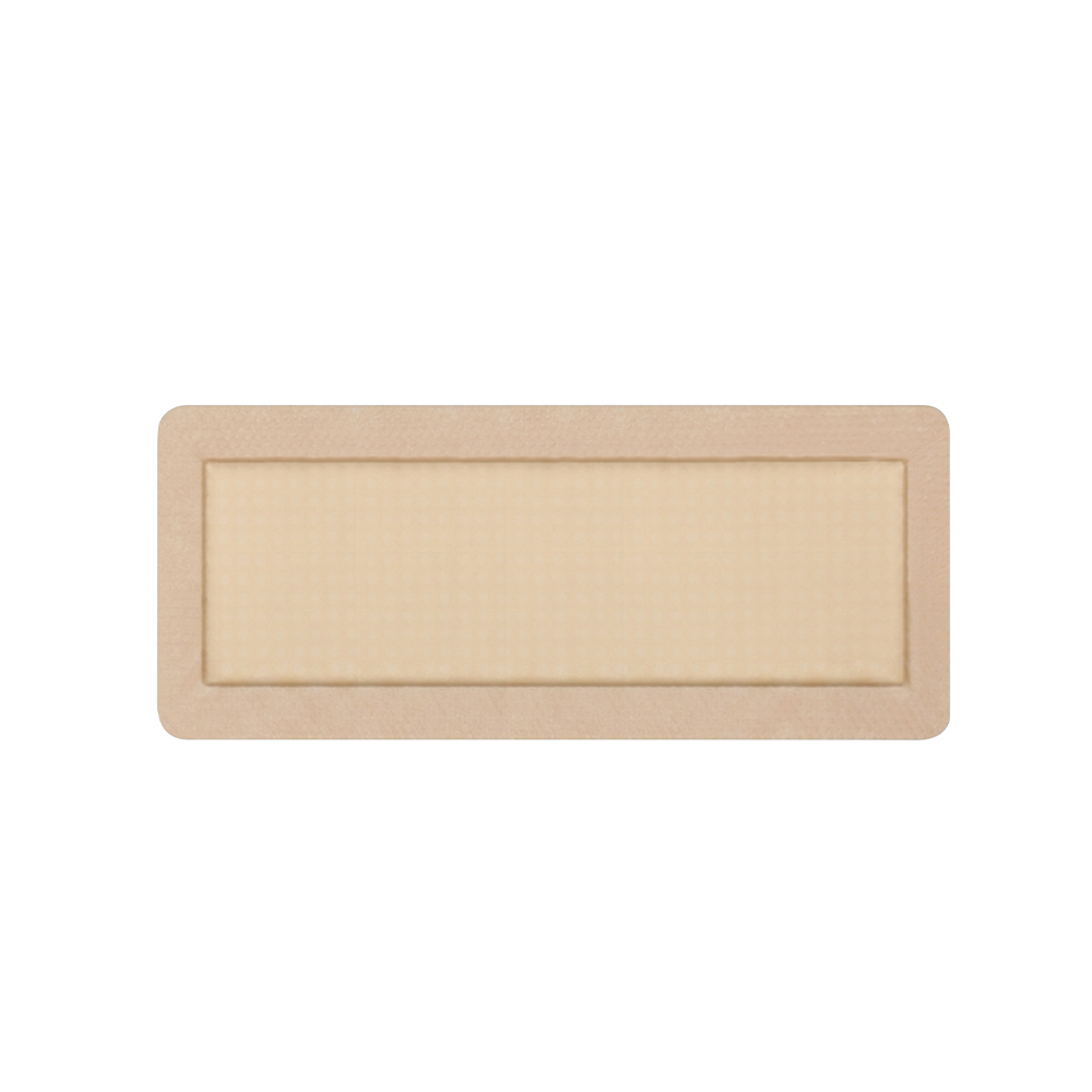 Prostokątny opatrunek piankowy z silikonową obwódką o wymiarach 30x10 cm