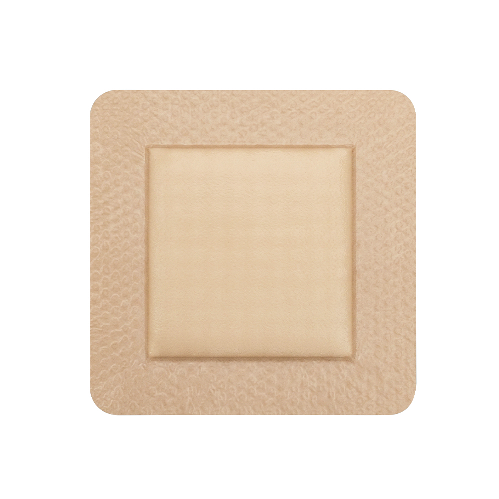 Opatrunek piankowy z silikonową obwódką o wymiarach 5 x 5 cm